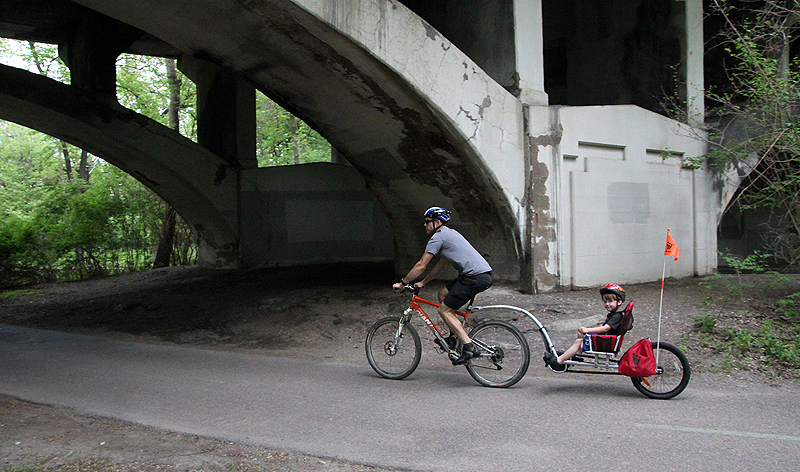 wahoo bike trailer for kids